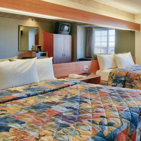 Western Skies Inn & Suites Los Lunas Exterior photo